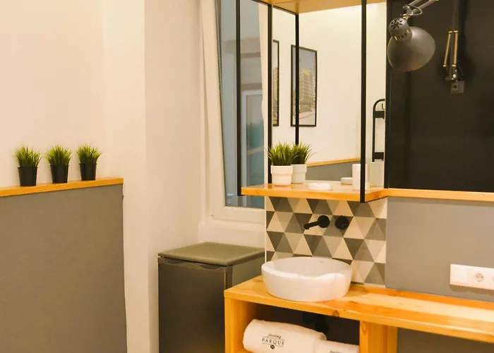 Pensión Feeling Parque 56 4*