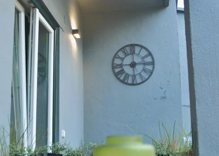 Feeling Parque 56 Pensión 4*