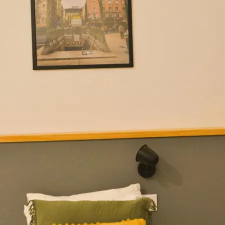 Feeling Parque 56 Guest house *