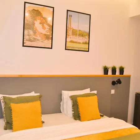 Guest house Feeling Parque 56
